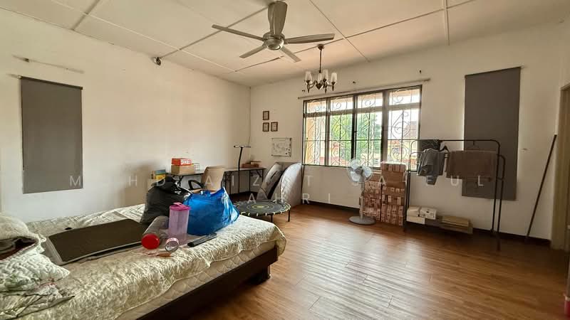 2-storey Terraced House for Sale in Bandar Mahkota Cheras (Cheras) - Mohd Aizat Saiful Bahri - Bedroom - PropertyGuru.com.my