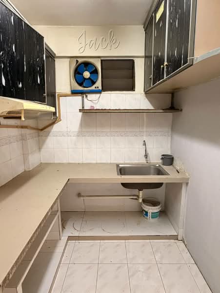 Apartment for Sale at Pearl Tower (Ria) - Jack Ng - Kitchen - PropertyGuru.com.my