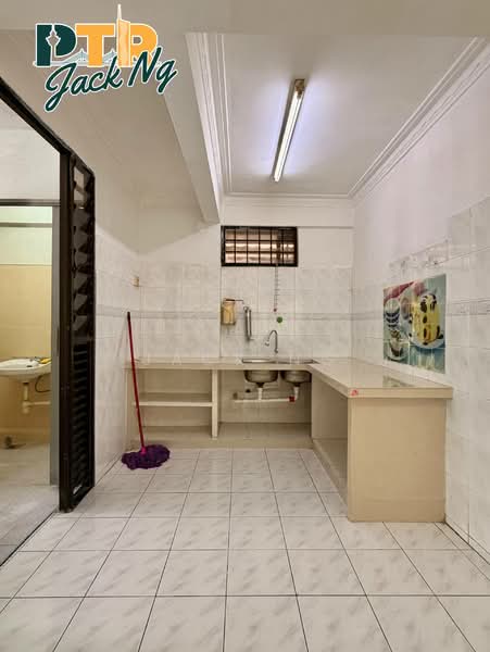 Apartment for Sale at Pearl Tower (Ria) - Jack Ng - Kitchen - PropertyGuru.com.my