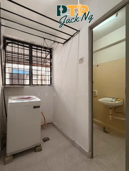 Apartment for Sale at Pearl Tower (Ria) - Jack Ng - Bathroom - PropertyGuru.com.my