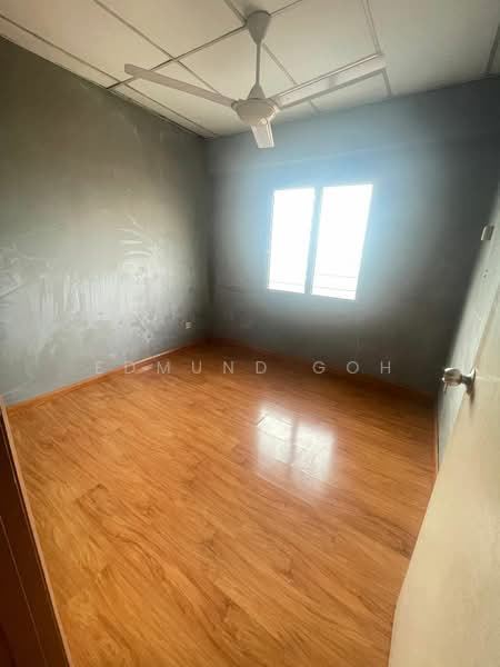Pangsapuri untuk Dijual di Putra Permai Block A - Edmund Goh - Interior - PropertyGuru.com.my
