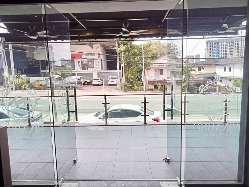 Hotel / Resort for Rent in Taman Kebun Teh (Johor Bahru) - Zephyr Khoo - PropertyGuru.com.my