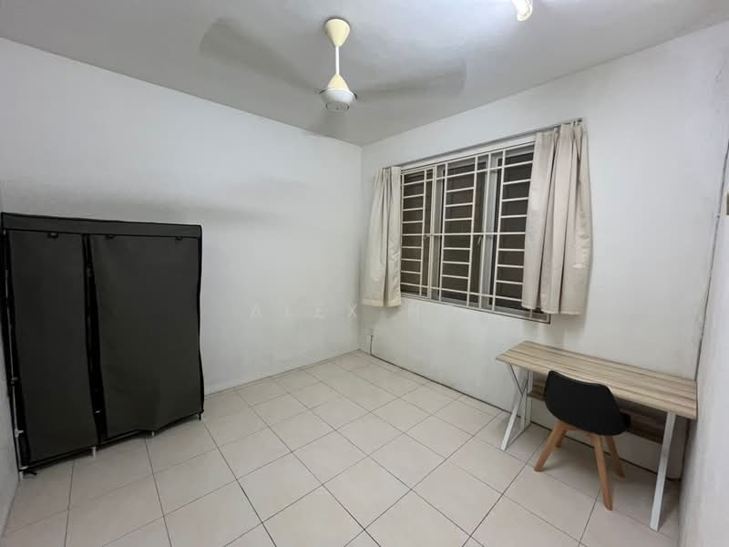 Condominium for Rent at Platinum Lake PV 16 - Alex Ho - Bedroom - PropertyGuru.com.my