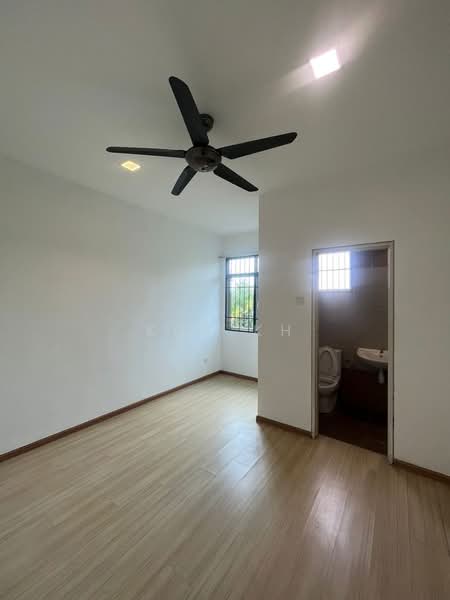 3-storey Terraced House for Sale in Puchong (Selangor) - Kok KH - Interior - PropertyGuru.com.my