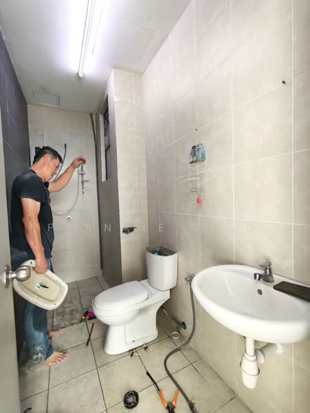 Servis Apartment untuk Disewa di The Zizz @ Damansara North - Frankie Sing - Bathroom - PropertyGuru.com.my