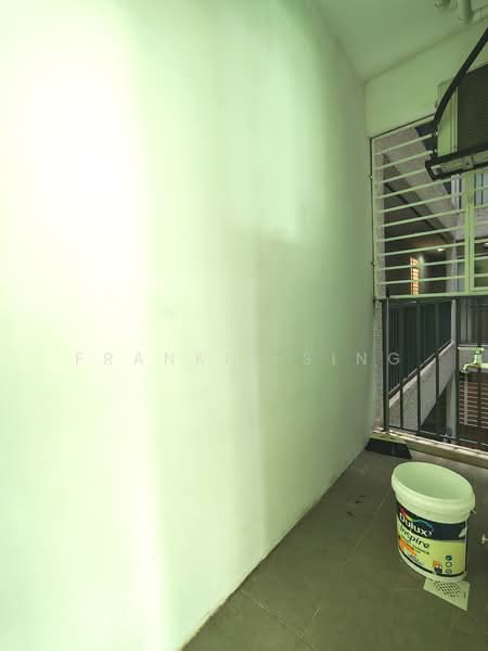 Servis Apartment untuk Disewa di The Zizz @ Damansara North - Frankie Sing - Balcony - PropertyGuru.com.my