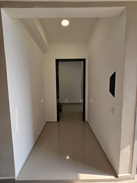 Servis Apartment untuk Disewa di Residensi Ava @ Kiara Bay - Alex Ho - Corridor - PropertyGuru.com.my