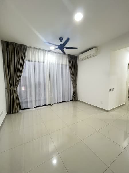 Kondominium untuk Dijual di Nidoz Residences @ Desa Petaling - Kok KH - Living Room - PropertyGuru.com.my