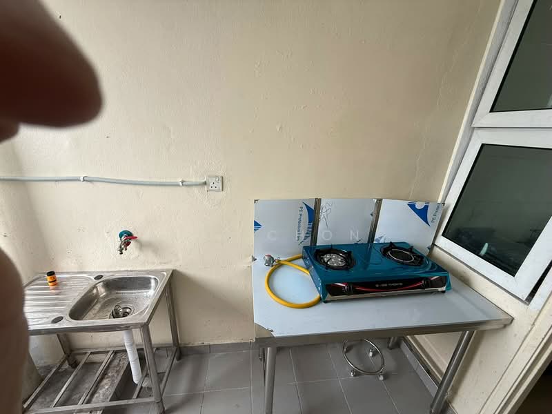 Kondominium untuk Disewa di De Centrum Residences - Alex Chong - Kitchen - PropertyGuru.com.my