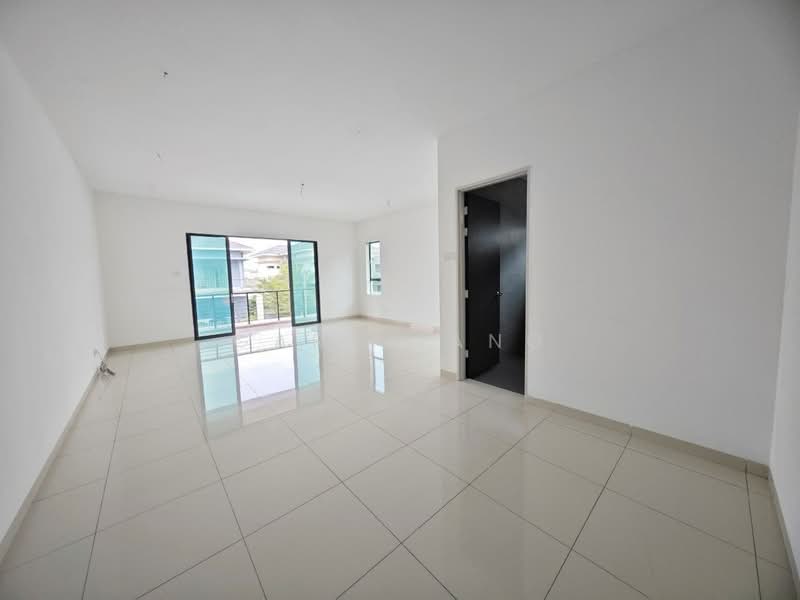 Semi-Detached House for Sale in Ipoh (Perak) - Gary Tang - Living Room - PropertyGuru.com.my