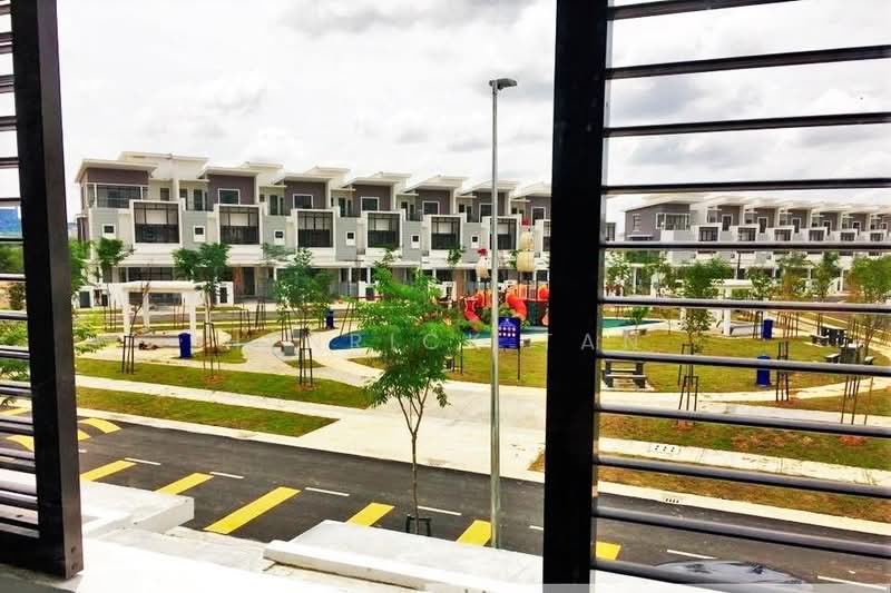 3-storey Terraced House for Rent in Alam Impian (Shah Alam) - Henrick Tan - Exterior - PropertyGuru.com.my
