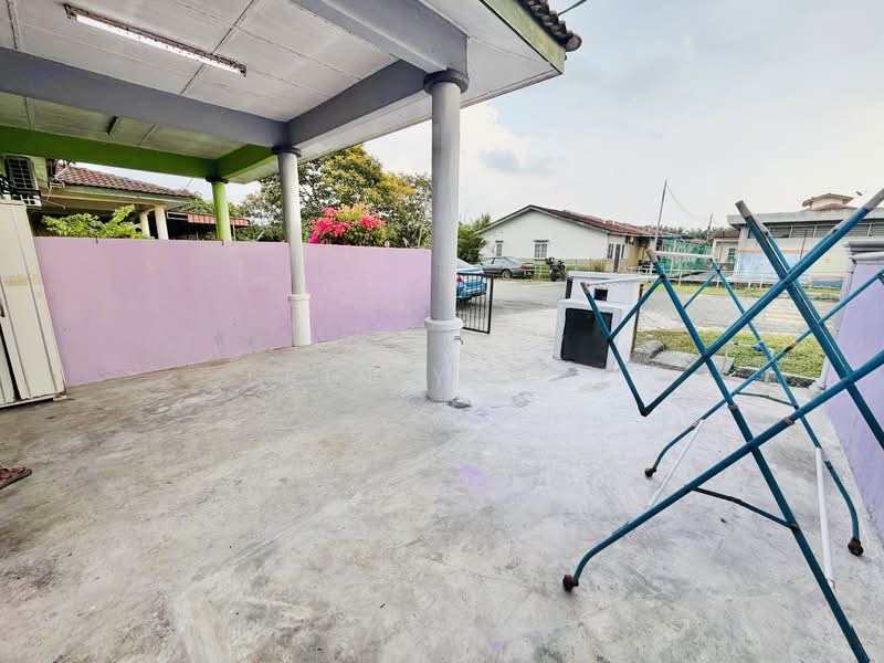 Terraced House for Rent in Banting (Selangor) - Erin Yusof - Exterior - PropertyGuru.com.my