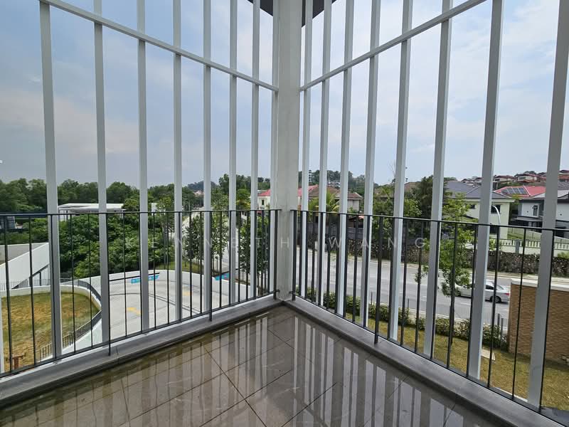 Rumah Teres 3 Tingkat untuk Dijual di Bukit Rahman Putra (Sungai Buloh) - Kenneth Wang - Balcony - PropertyGuru.com.my