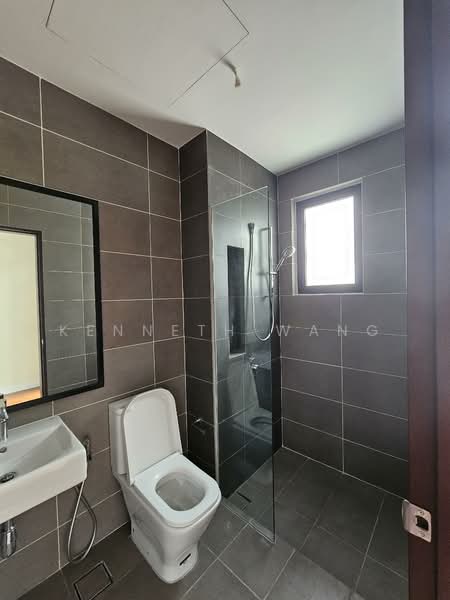 Rumah Teres 3 Tingkat untuk Dijual di Bukit Rahman Putra (Sungai Buloh) - Kenneth Wang - Bathroom - PropertyGuru.com.my