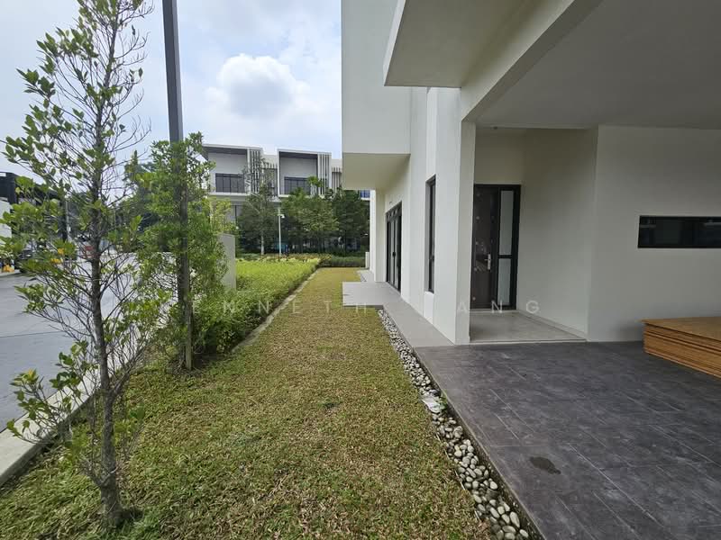 Rumah Teres 3 Tingkat untuk Dijual di Bukit Rahman Putra (Sungai Buloh) - Kenneth Wang - Exterior - PropertyGuru.com.my