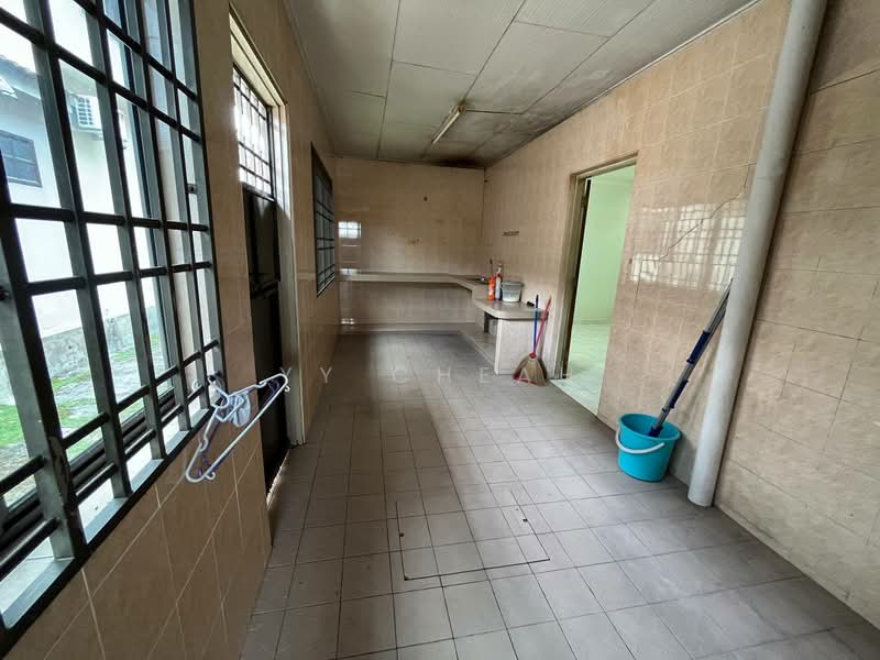 Rumah Teres 2 Tingkat untuk Dijual di Taman Melor (Ipoh) - YY Cheah - Kitchen - PropertyGuru.com.my