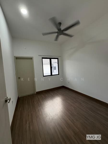 2-storey Terraced House for Rent in Bandar Bukit Raja (Klang) - Kenny Chan - Bedroom - PropertyGuru.com.my