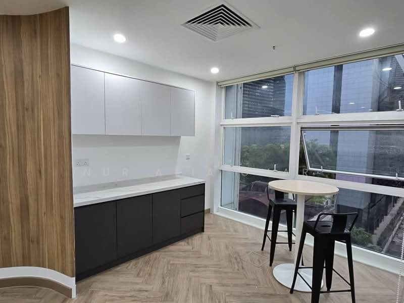 Office for Rent in Kuala Lumpur (Kuala Lumpur) - Nur Alia Omar - Kitchen - PropertyGuru.com.my