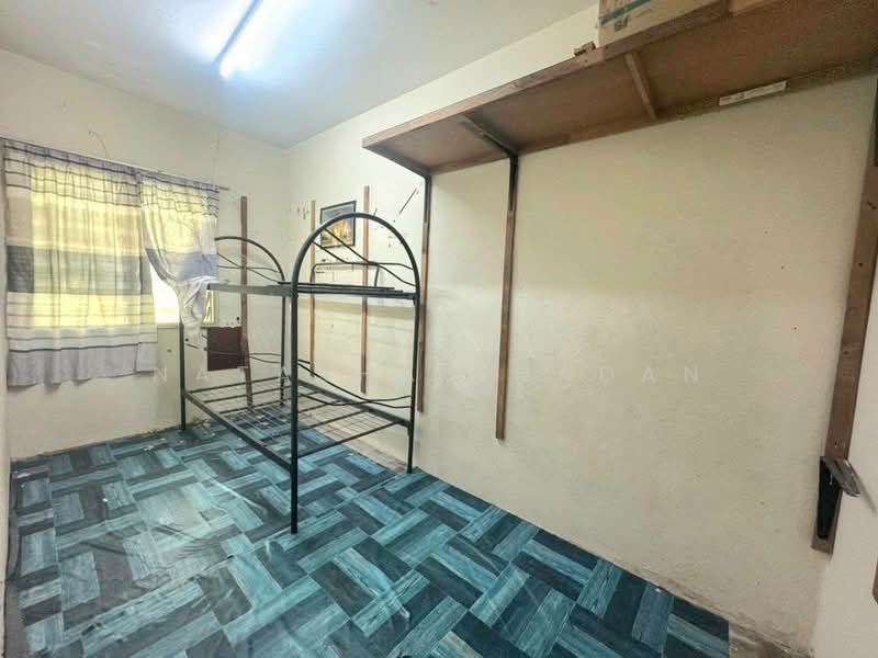 2-storey Terraced House for Sale in TTDI Jaya (Shah Alam) - Natasha Shadan - Bedroom - PropertyGuru.com.my