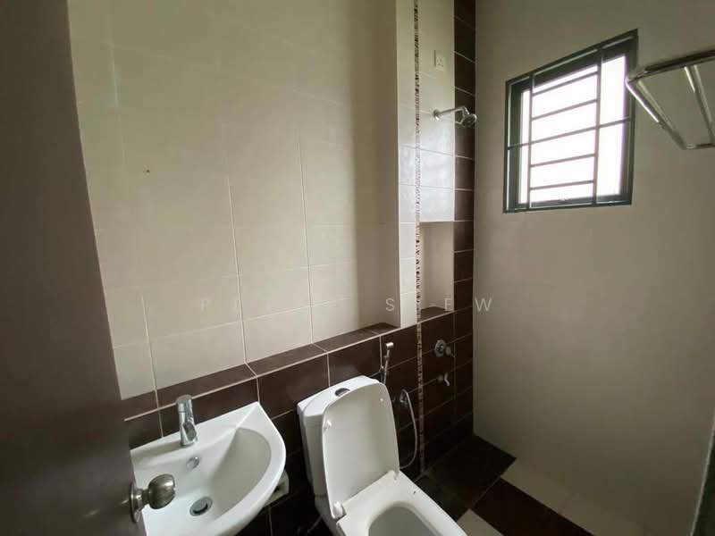 2-storey Terraced House for Sale in East Ledang (Iskandar Puteri (Nusajaya)) - Peter Siew - Bathroom - PropertyGuru.com.my