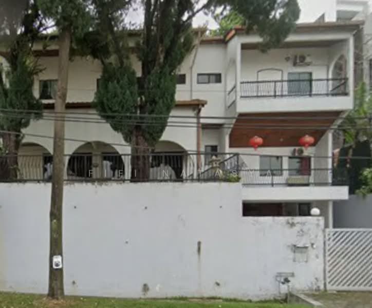 Rumah Teres 3 Tingkat untuk Dijual di Taman Bukit Pantai (Bangsar) - Fifi Natasya - Exterior - PropertyGuru.com.my