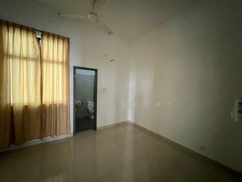 Rumah Kluster untuk Dijual di Taman Mutiara Mas (Skudai) - Wong Ouray - Bathroom - PropertyGuru.com.my
