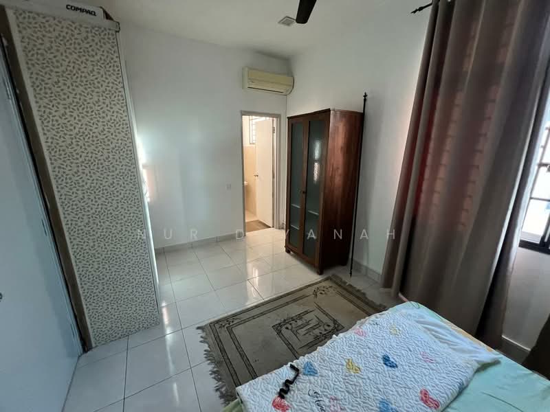 Rumah Teres 2 Tingkat untuk Dijual di Setia Tropika (Johor Bahru) - Nur Diyanah - Bedroom - PropertyGuru.com.my