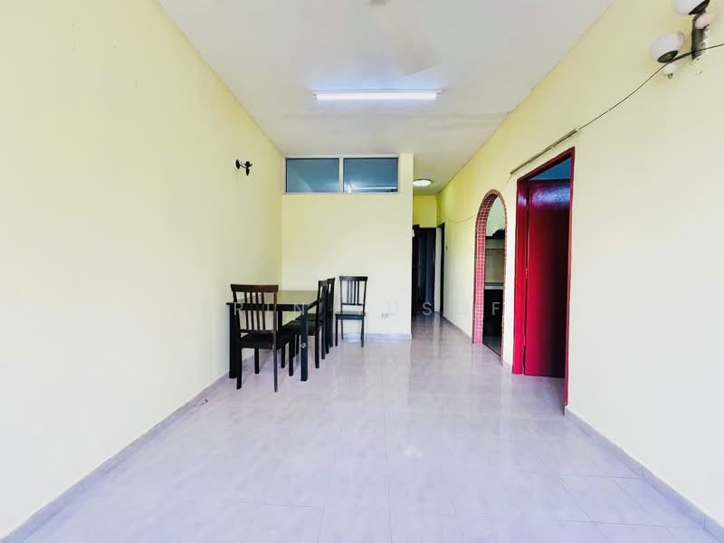 Flat for Rent at Flat PKNS Section 7 - Erin Yusof - Dining Room - PropertyGuru.com.my
