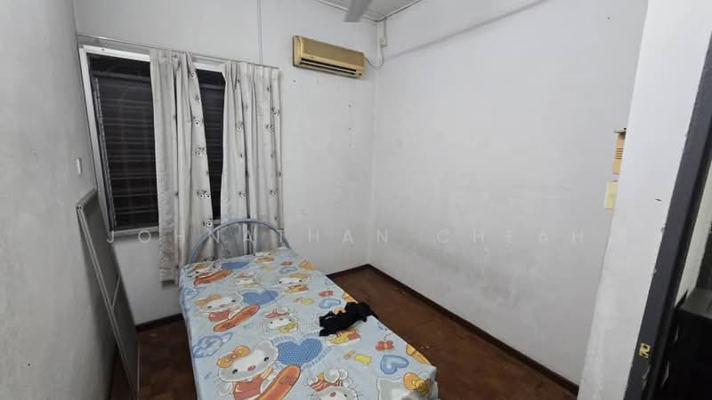 Rumah Teres 2 Tingkat untuk Disewa di Taman Tasek Indra (Ipoh) - Johnathan Cheah - Bedroom - PropertyGuru.com.my
