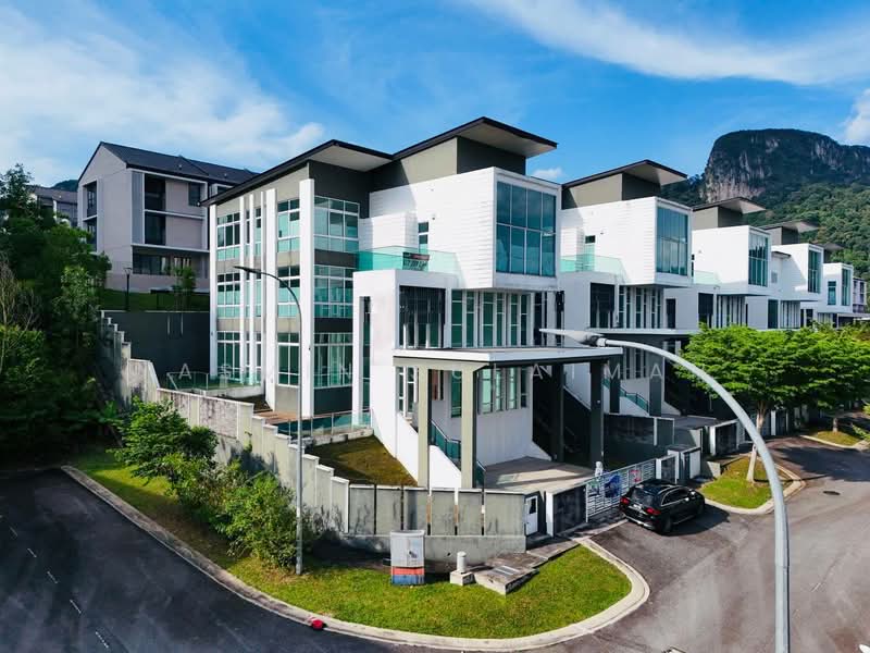 Bungalow for Sale in Melawati (Selangor) - Yasmin Sulaiman - Exterior - PropertyGuru.com.my