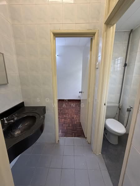 Rumah Teres 2 Tingkat untuk Dijual di Bandar Utama (Selangor) - Soon Lee Wang - Bathroom - PropertyGuru.com.my