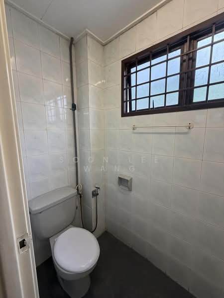 Rumah Teres 2 Tingkat untuk Dijual di Bandar Utama (Selangor) - Soon Lee Wang - Bathroom - PropertyGuru.com.my