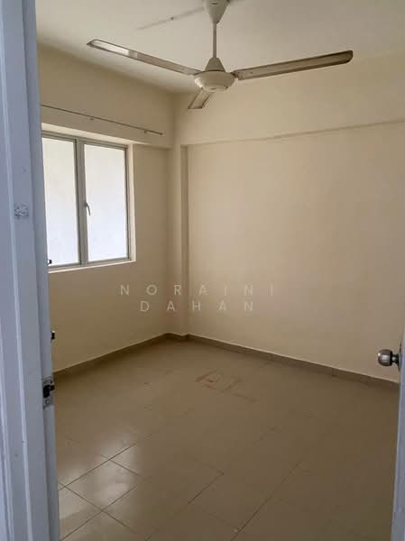 Apartment for Sale at Makmur Apartment - Noraini Dahan - Interior - PropertyGuru.com.my