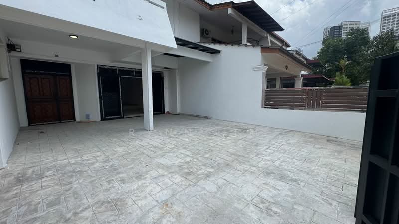 2-storey Terraced House for Sale in Taman Perling (Perling) - Rynn Lim - Exterior - PropertyGuru.com.my