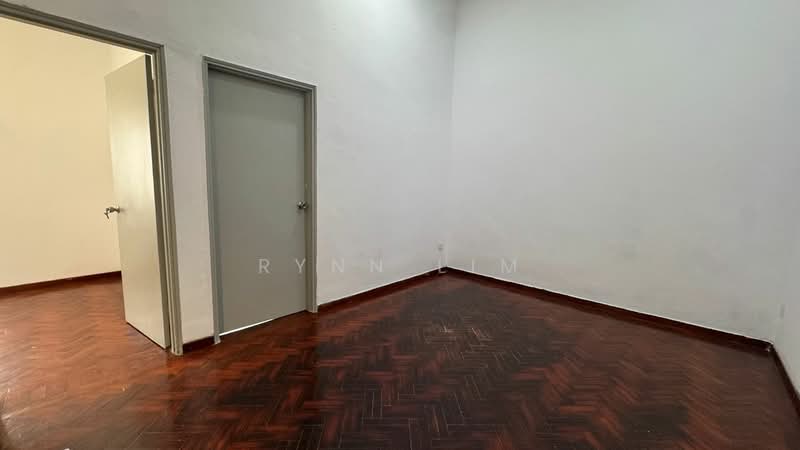 2-storey Terraced House for Sale in Taman Perling (Perling) - Rynn Lim - Interior - PropertyGuru.com.my