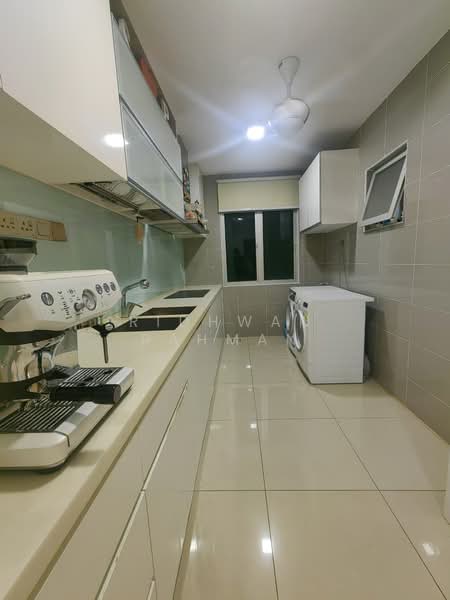 Condominium for Sale at Aston Kiara 3 - Ridhwan Rahman - Kitchen - PropertyGuru.com.my