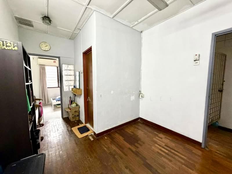 2-storey Terraced House for Sale in Puchong (Selangor) - Ahmad Fadlee - PropertyGuru.com.my