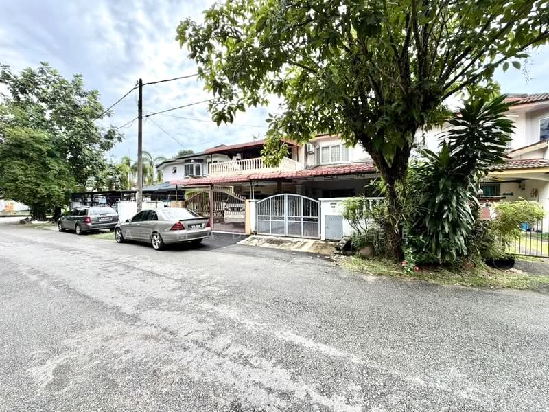 2-storey Terraced House for Sale in Puchong (Selangor) - Ahmad Fadlee - PropertyGuru.com.my