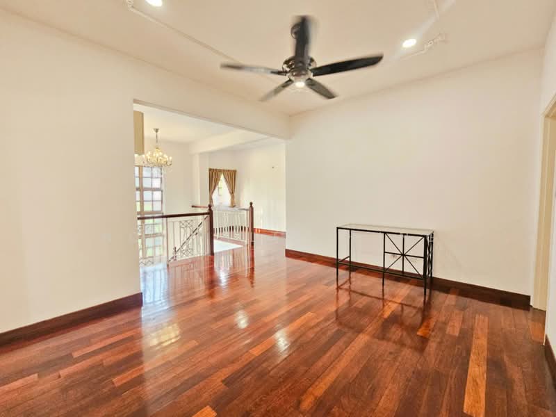 Rumah Banglo untuk Dijual di Taman Bukit Saga (Shah Alam) - Nobeille Chung - Living Room - PropertyGuru.com.my