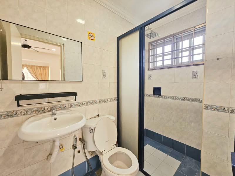 Rumah Banglo untuk Dijual di Taman Bukit Saga (Shah Alam) - Nobeille Chung - Bathroom - PropertyGuru.com.my