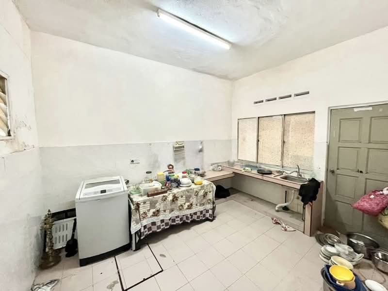2-storey Terraced House for Sale in Ampang Jaya (Ampang) - Joey Wong - Kitchen - PropertyGuru.com.my