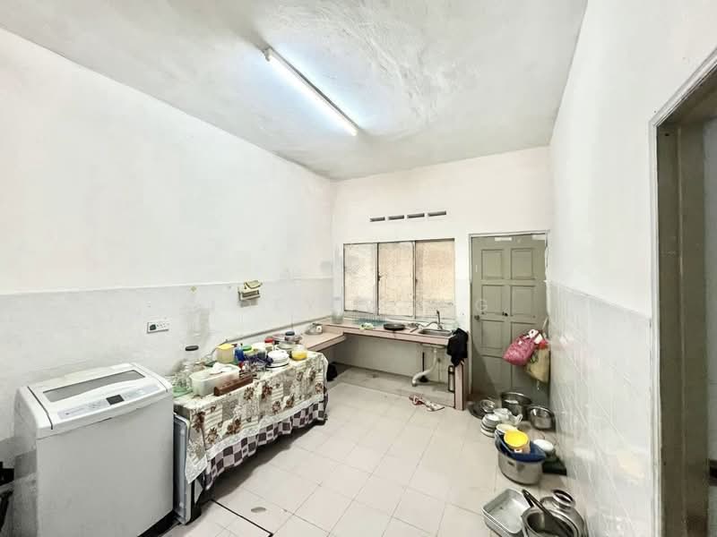 2-storey Terraced House for Sale in Ampang Jaya (Ampang) - Joey Wong - Kitchen - PropertyGuru.com.my