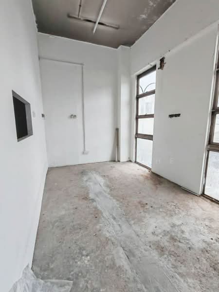 Shop / Office for Rent in Taman Molek (Johor Bahru) - Michelle He - Interior - PropertyGuru.com.my