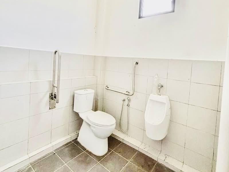 Warehouse for Rent in Nibong Tebal (Penang) - Kent Lai - Bathroom - PropertyGuru.com.my