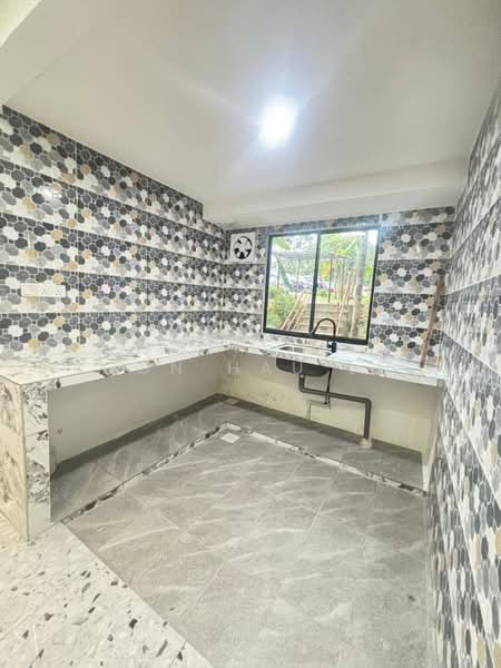 Rumah Teres 2 Tingkat untuk Dijual di Batu Pahat (Johor) - Boon Hau Lee - Kitchen - PropertyGuru.com.my