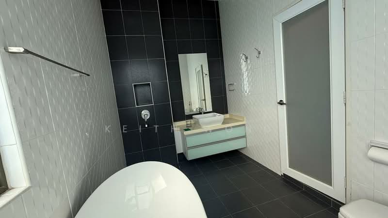 Semi-Detached House for Rent in Austin (Johor Bahru) - Keith Wong - Bathroom - PropertyGuru.com.my