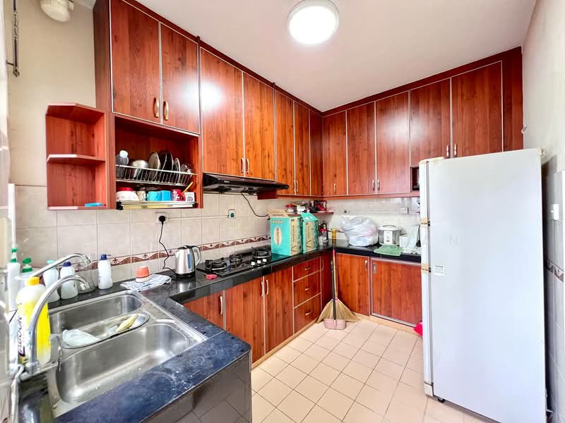 Condominium for Sale at Casa Puteri Condominium - Yasmin Sulaiman - Kitchen - PropertyGuru.com.my