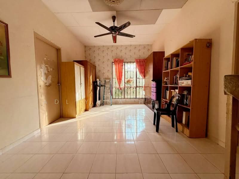 For Sale - Taman Kemuning