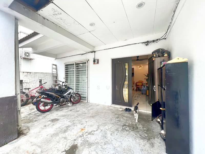 Rumah Teres 2 Tingkat untuk Dijual di Ukay Bistari (Ulu Kelang) - Yasmin Sulaiman - Entrance - PropertyGuru.com.my