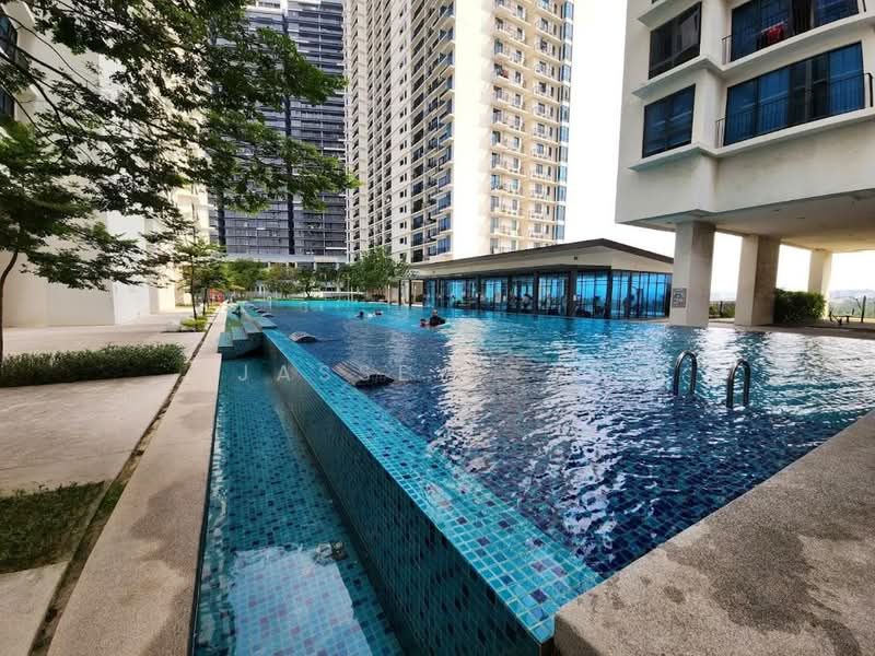 Servis Apartment untuk Disewa di Trefoil - Jassey Saw - Pool - PropertyGuru.com.my